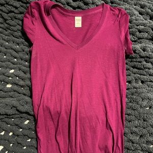 PINK Victoria's Secret Magenta V-Neck Tee